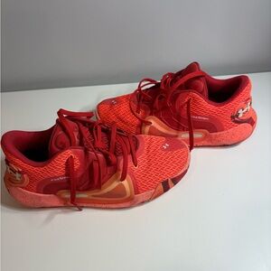 Under Armour Anatomix Spawn 2 red colorway sz 10M